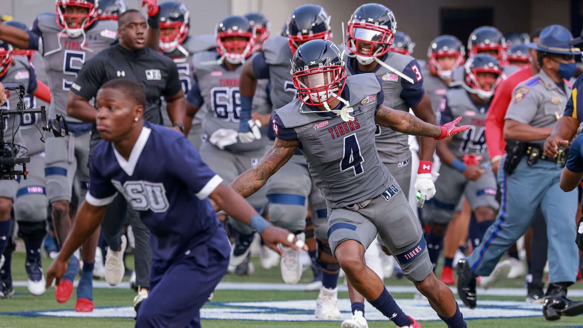 HBCU Huddle: Get On the Jackson State Bandwagon CJ