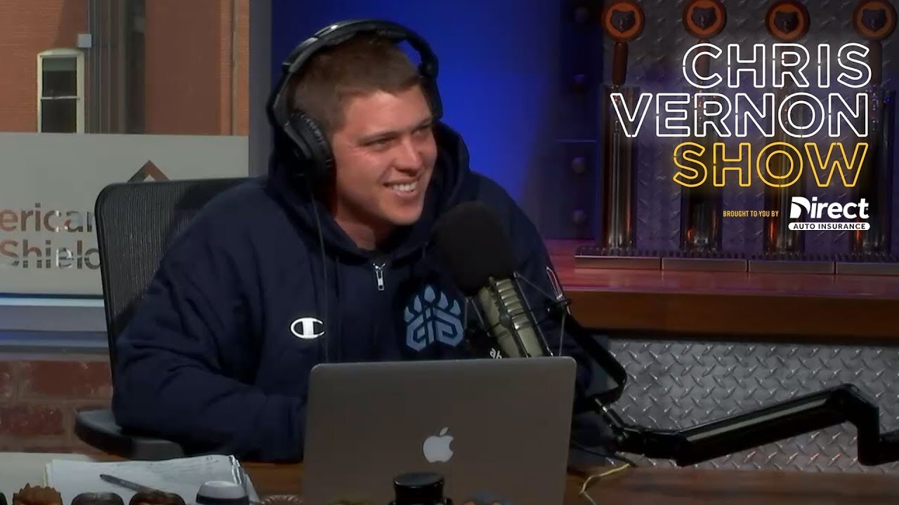 Chris Vernon Show: Weird Horse To Stand On