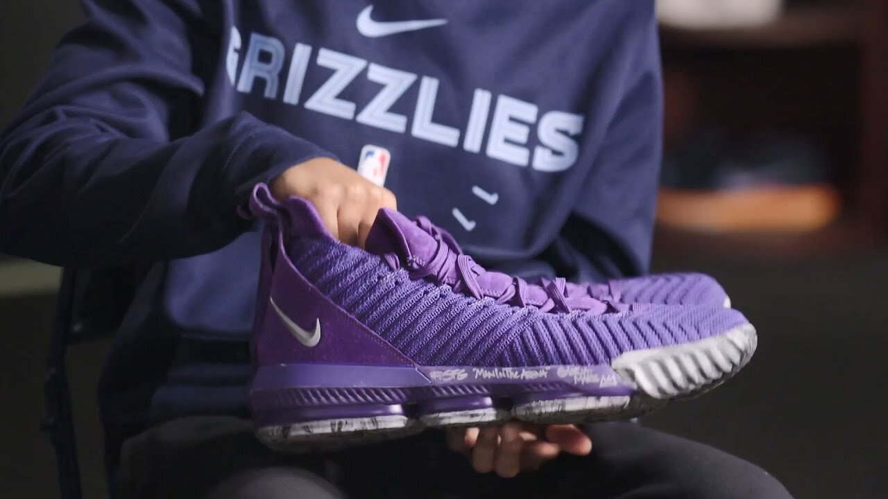 Grizzlies’ Equipment Manager Opens Up on Receiving LeBron James’ Game-Worn Shoes