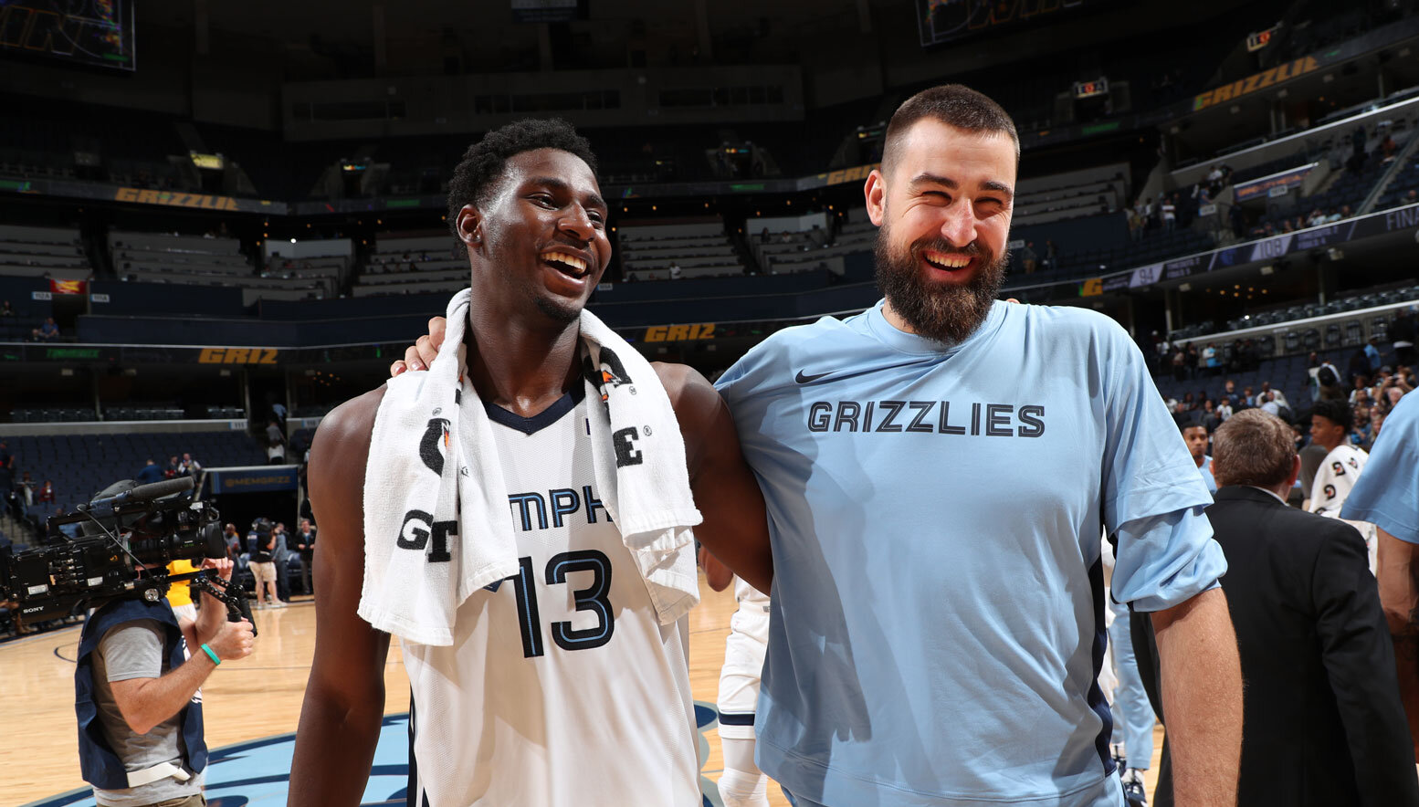 MikeCheck: After precautionary rest for sore foot, Valanciunas eager to help Grizzlies open season on solid ground